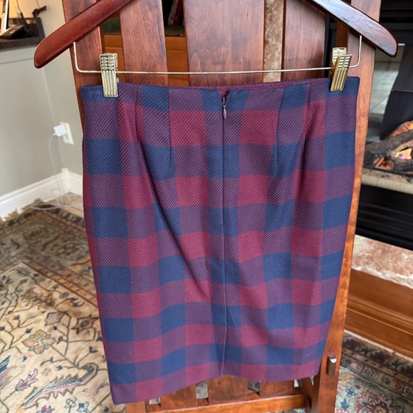 Ann Taylor Skirt,  Burgundy & Navy Plaid Pencil Skirt,  Size 2 Petite - Picture 2 of 8